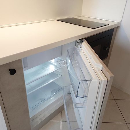 Bruno Split Centre Apartment And Room Екстер'єр фото